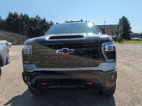 Used 2026 Chevrolet Silverado 2500 ZR2 w/ LPO, Dark Essentials Package AWD/4WD image 2