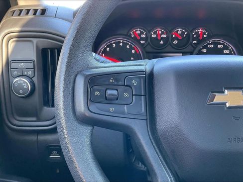 Used 2022 Chevrolet Silverado 1500 Custom image 23