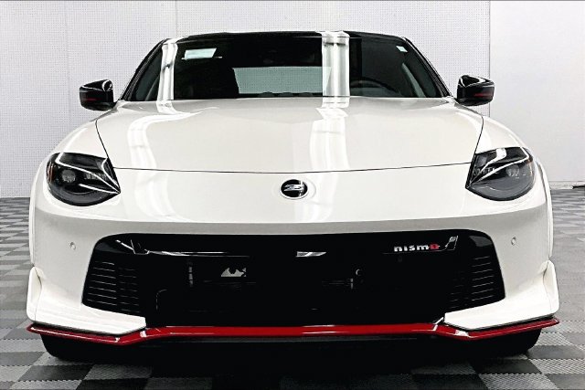 New 2027 Nissan Z NISMO w/ Essentials Package (NISMO) RWD image 17