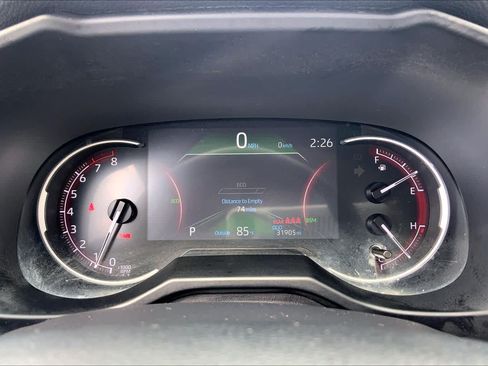 Used 2025 Toyota RAV4 XLE FWD image 25