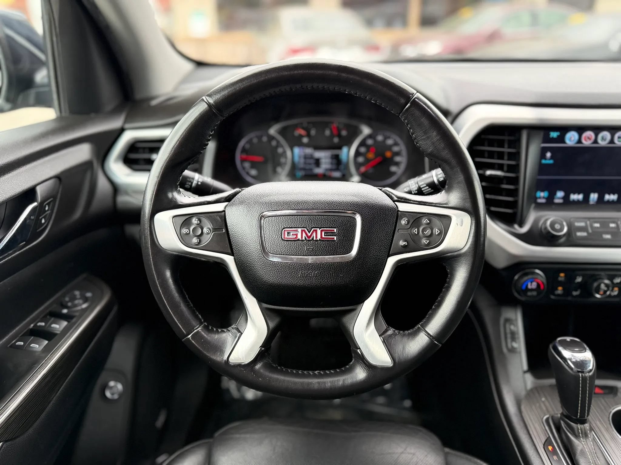 Used 2019 GMC Acadia SLT FWD image 36