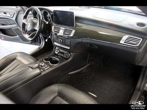 Used 2017 Mercedes-Benz CLS 550 image 27