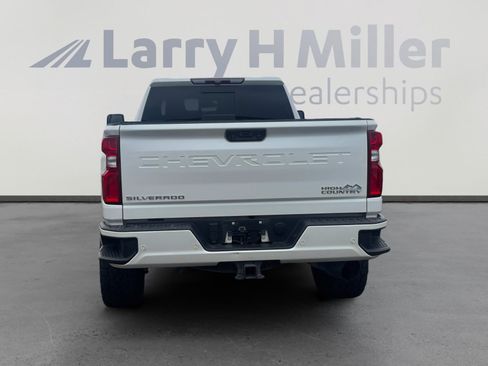 Used 2022 Chevrolet Silverado 2500 High Country AWD/4WD image 4