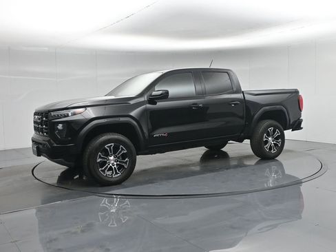 Used 2023 GMC Canyon AT4 image 28