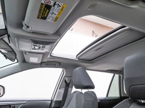 Used 2023 Toyota RAV4 XLE w/ Convenience Package image 10