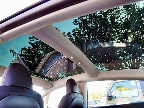 Used 2023 Tesla Model 3 Standard Range RWD image 22