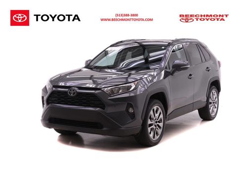 Used 2020 Toyota RAV4 XLE Premium image 1