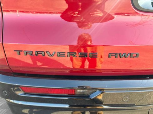 Certified 2024 Chevrolet Traverse RS image 33