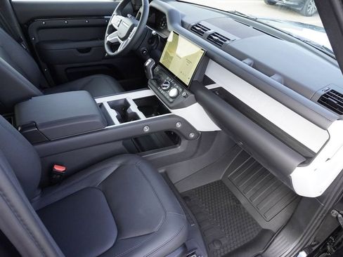 New 2026 Land Rover Defender 110 S AWD/4WD image 22