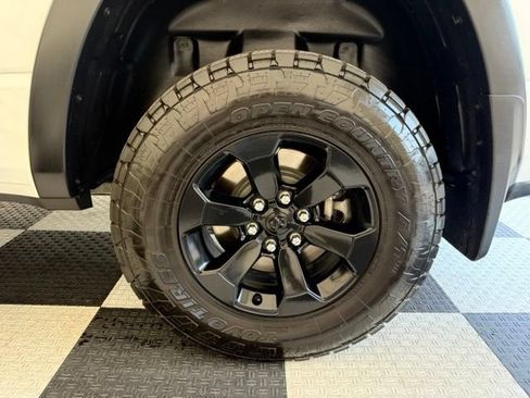 Used 2022 RAM 1500 Rebel AWD/4WD image 11