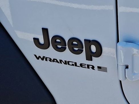 Used 2026 Jeep Wrangler Sport AWD/4WD image 29