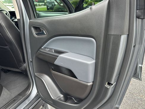 Used 2022 Chevrolet Colorado Z71 image 18