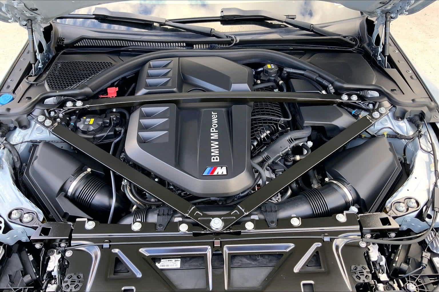 Used 2022 BMW M4 Coupe RWD image 9
