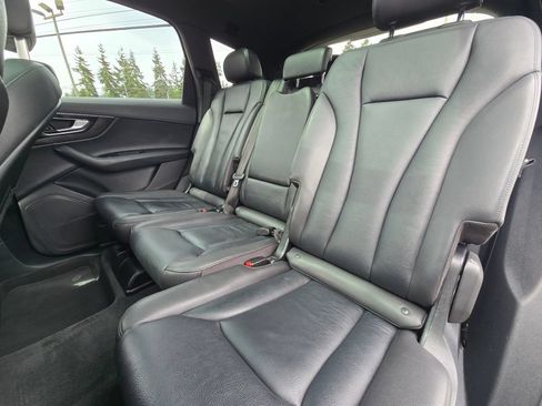 Used 2019 Audi Q7 3.0T Premium AWD/4WD image 16