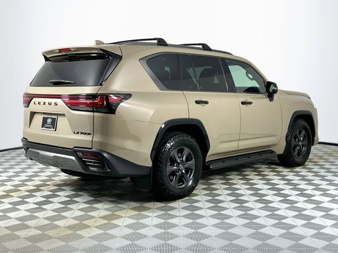 Used 2025 Lexus LX 700h Overtrail AWD/4WD image 5