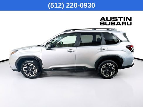 Used 2026 Subaru Forester Premium image 5