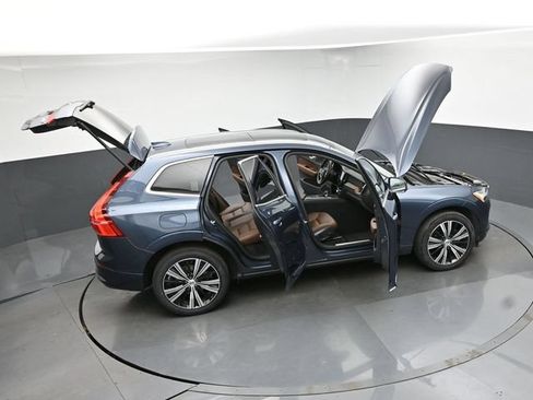 Used 2023 Volvo XC60 B5 Plus w/ Protection Package Premier AWD/4WD image 42