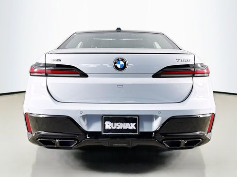 New 2026 BMW 760i xDrive w/ Executive Package AWD/4WD image 6