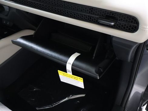 New 2026 Honda HR-V LX image 22