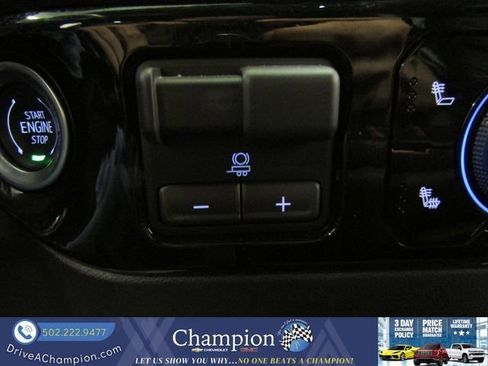 Certified 2025 Chevrolet Silverado 2500 LTZ AWD/4WD image 40