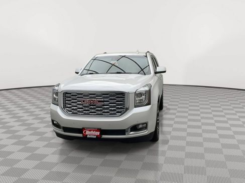 Used 2020 GMC Yukon Denali w/ Denali Ultimate Package AWD/4WD image 40