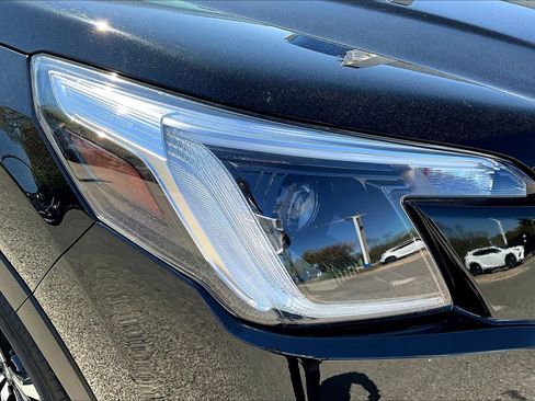 Used 2022 Subaru Forester Limited AWD/4WD image 31