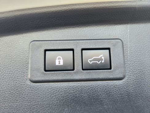 Used 2022 Subaru Outback Touring XT w/ Popular Package #2 image 15