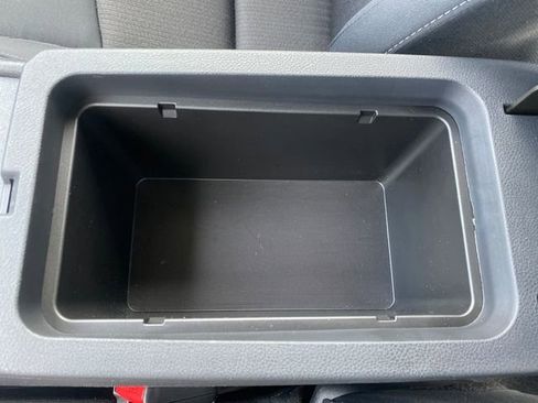 Used 2025 Nissan Altima 2.5 SV FWD image 30