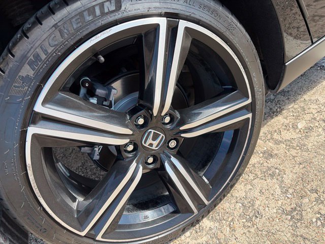 Used 2024 Honda Accord Sport image 7