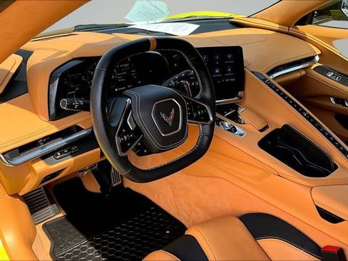 Used 2020 Chevrolet Corvette Stingray Premium Cpe w/ 3LT Preferred Equipment Group image 16