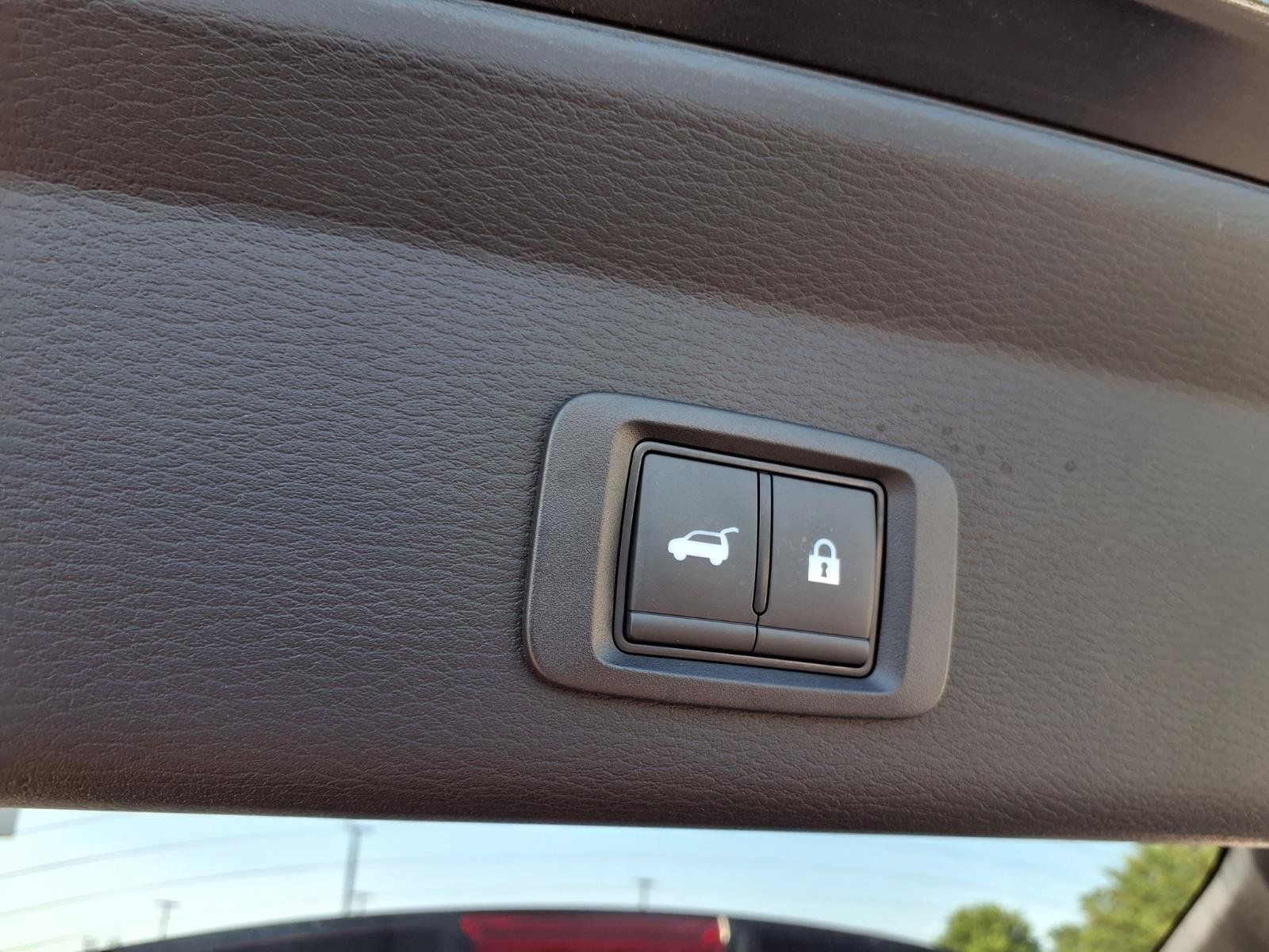 Used 2025 Mitsubishi Outlander SE FWD image 27