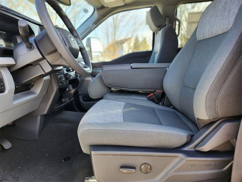New 2026 Ford F350 XLT w/ XLT Premium Package image 18