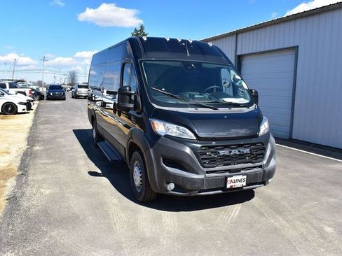 New 2025 RAM ProMaster 3500 w/ Convenience Group image 5