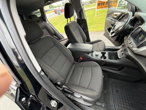 Used 2018 GMC Terrain SLE w/ Driver Convenience Package FWD image 26