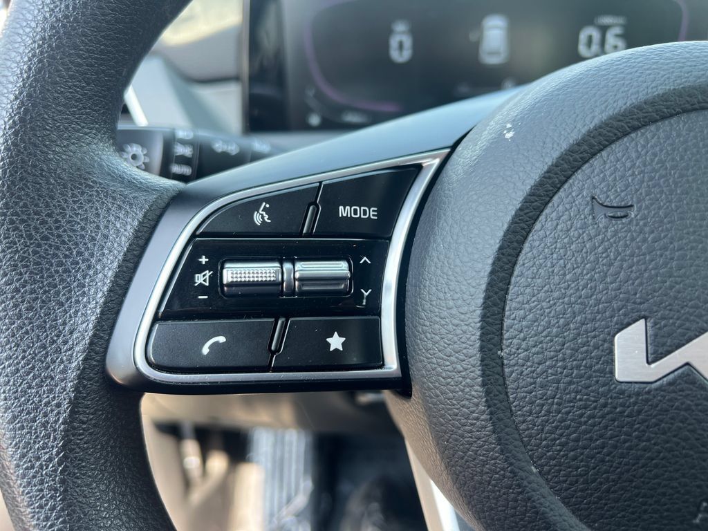 Certified 2024 Kia Seltos LX AWD/4WD image 22