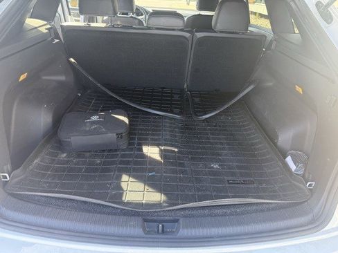 Used 2023 Volkswagen Atlas Cross Sport SE image 12