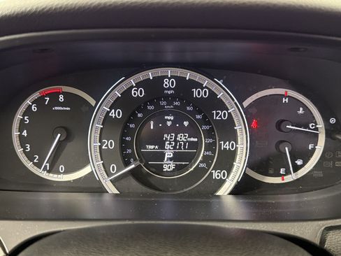 Used 2013 Honda Accord LX image 17