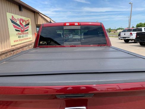 Used 2017 RAM 1500 Laramie w/ Convenience Group AWD/4WD image 19