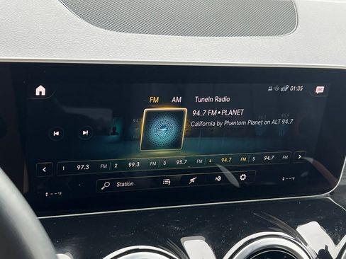 Used 2020 Mercedes-Benz GLB 250 4MATIC image 19