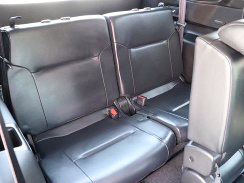 Used 2024 Mitsubishi Outlander AWD image 14