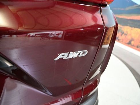 Used 2018 Honda CR-V LX image 16