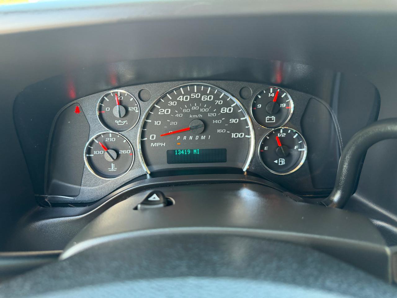 Used 2024 GMC Savana 2500 w/ Driver Convenience Package RWD image 15