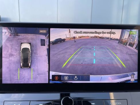 Used 2024 Nissan Rogue Platinum w/ Platinum Premium Package image 8