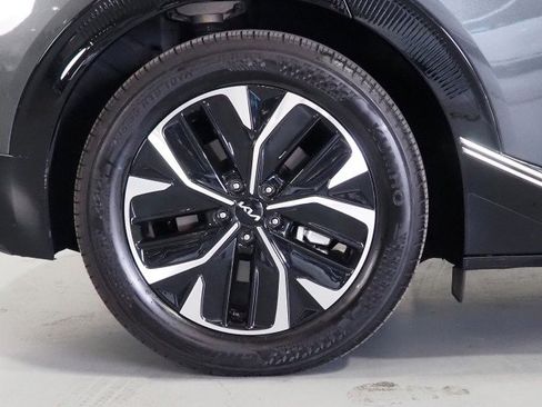 Used 2024 Kia EV6 Wind AWD/4WD image 47
