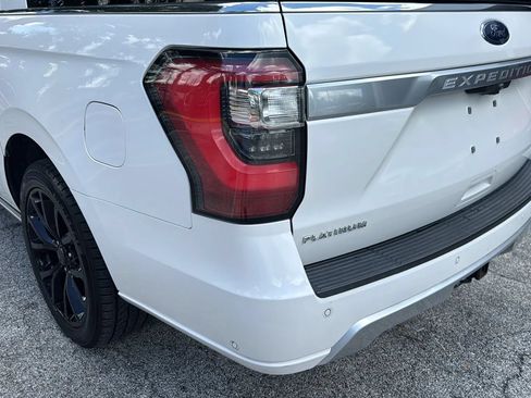 Used 2018 Ford Expedition Max Platinum AWD/4WD image 48