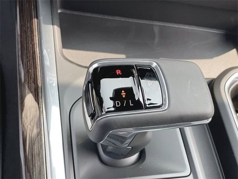 New 2026 GMC Sierra 1500 Elevation w/ Preferred Package image 16