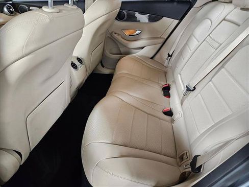 Used 2021 Mercedes-Benz GLC 300 image 15