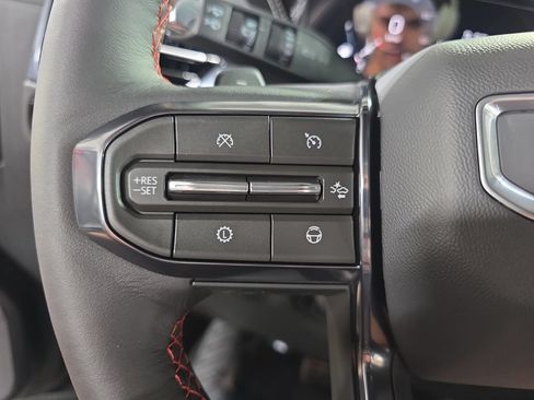 New 2026 GMC Yukon AT4 Ultimate AWD/4WD image 17