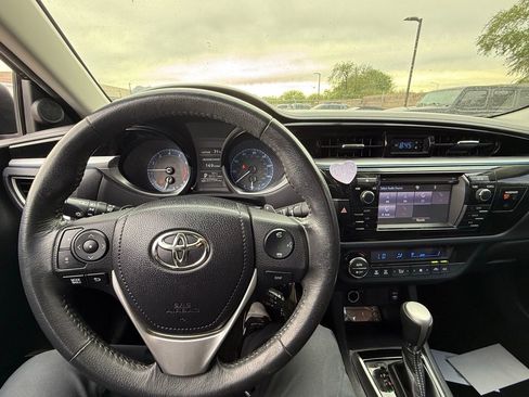 Used 2016 Toyota Corolla S image 21