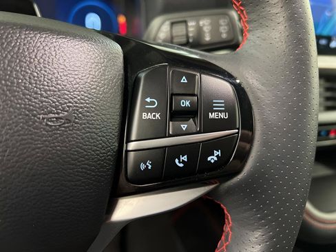 Used 2025 Ford Explorer ST-Line image 17